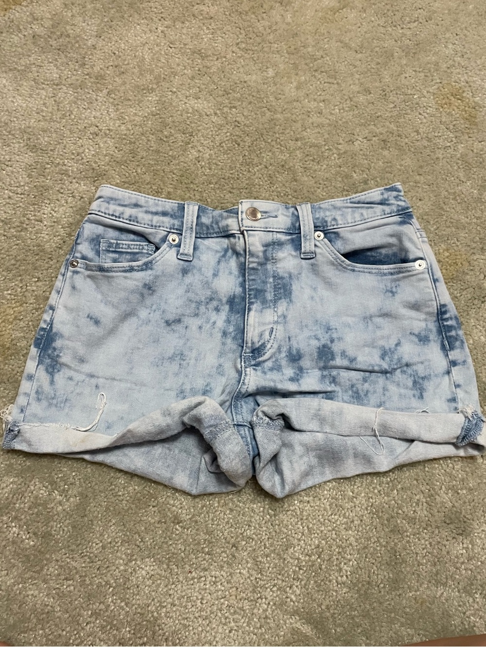 Universal Thread Light Blue Tie-Dye Roll Cuff Denim Shorts